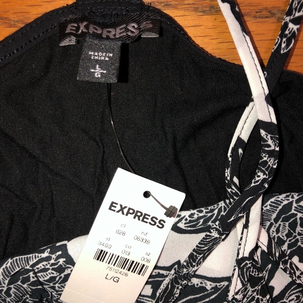 NWT Express Top - Picture 3 of 4